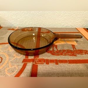 2 Corning Ware Visions 7 Inch Waffle Bottom Frying Pan Skillet Amber Glass USA